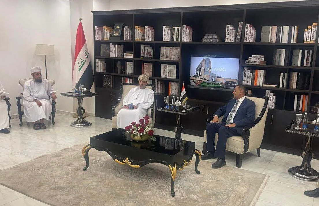 مباحثات لتطوير النقل البري بين العراق وعُمان